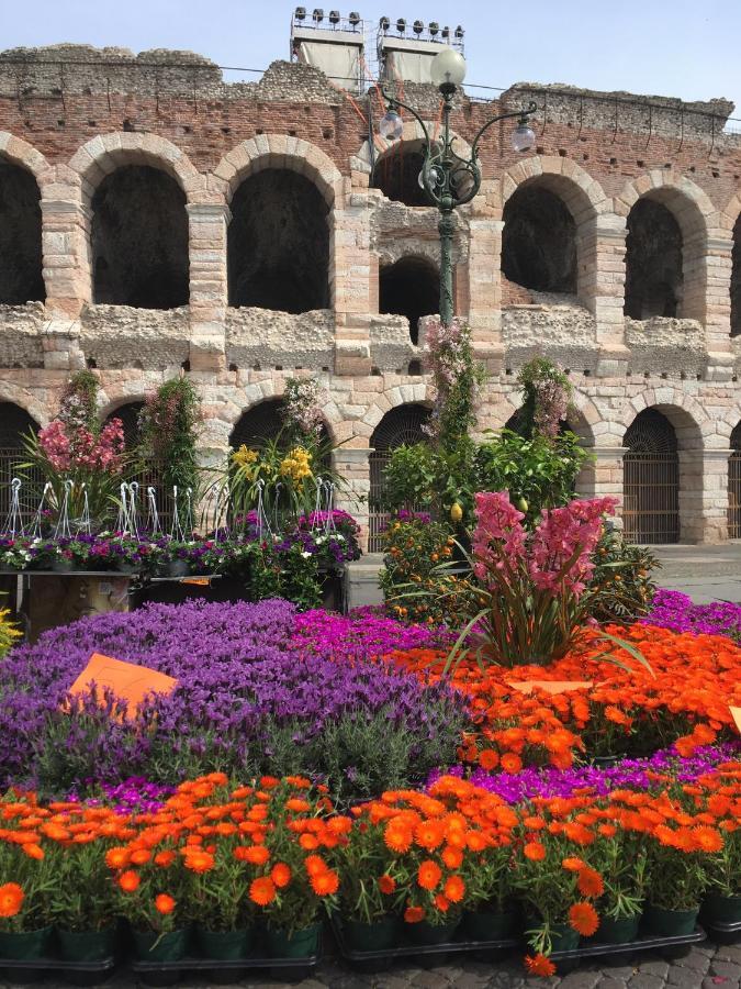 La Piu' Bella Verona Exteriör bild